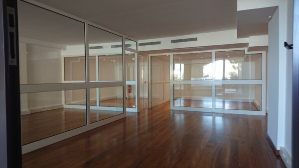 Bureaux administratifs avec vitrine - Fontvieille