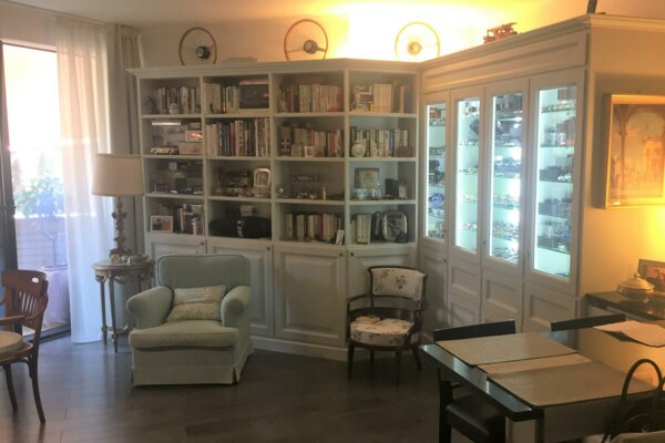 Grand studio rénové à Saint André