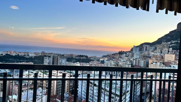 Millefiori - 3 pièces rénové avec vue mer