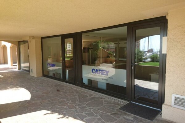 Bureaux administratifs avec vitrine - Fontvieille